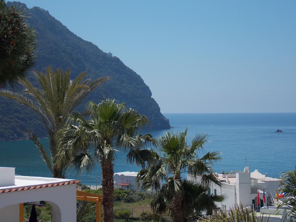 Villa Loreta Forio di Ischia Екстериор снимка