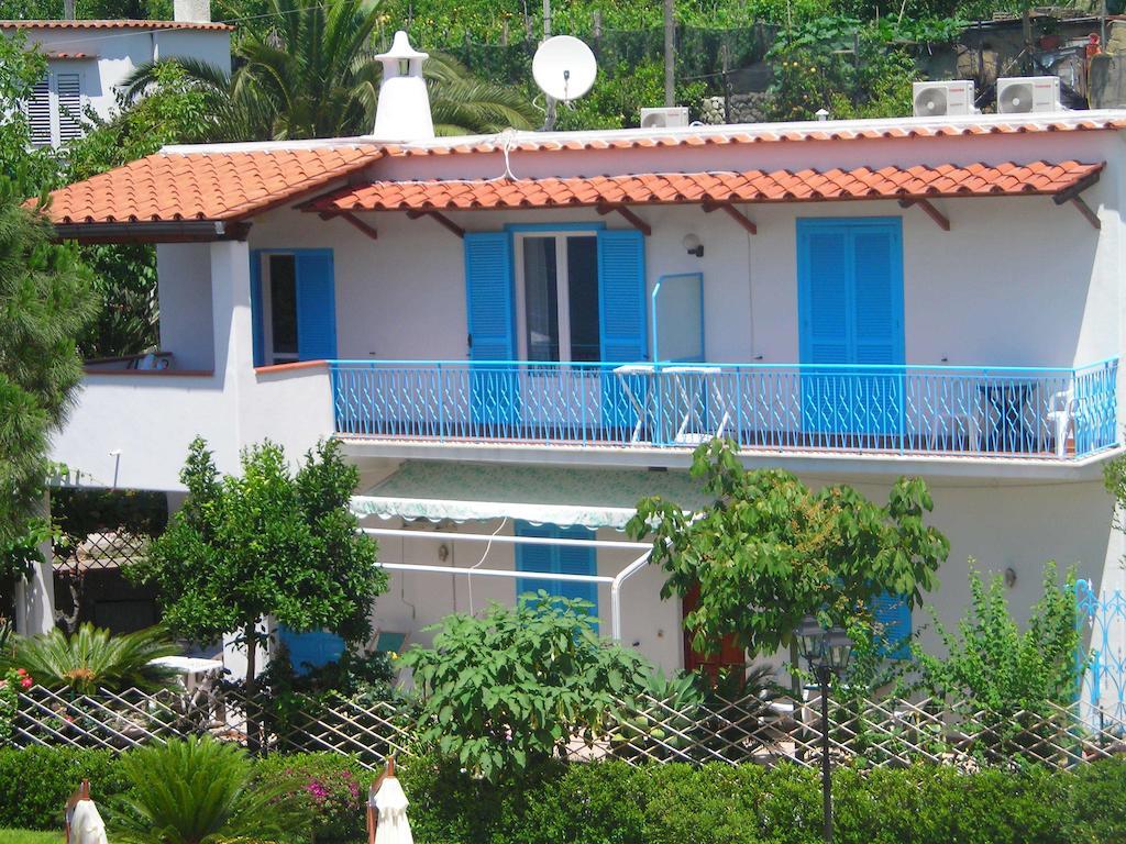 Villa Loreta Forio di Ischia Екстериор снимка